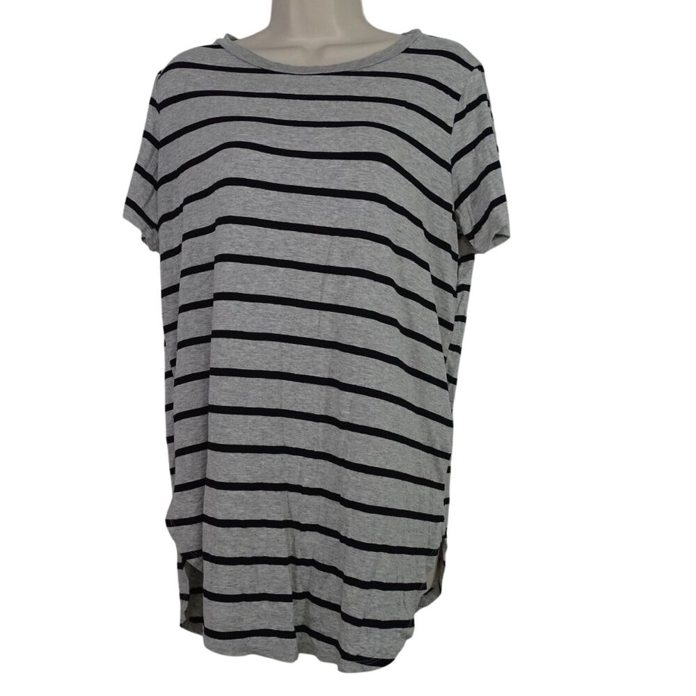 Forever 21 Gray Black Striped Short Sleeve Knit Top T-shirt Women Size L